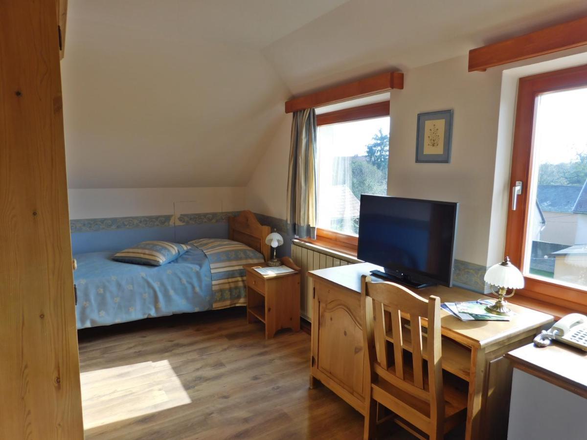 Berki Vendéglő és 3*